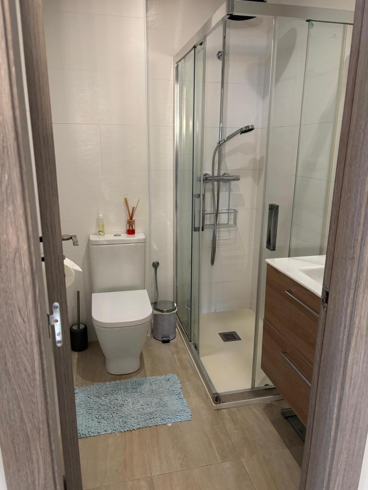 Apartamento Atico De Luxe Bien Situado En Benidorm