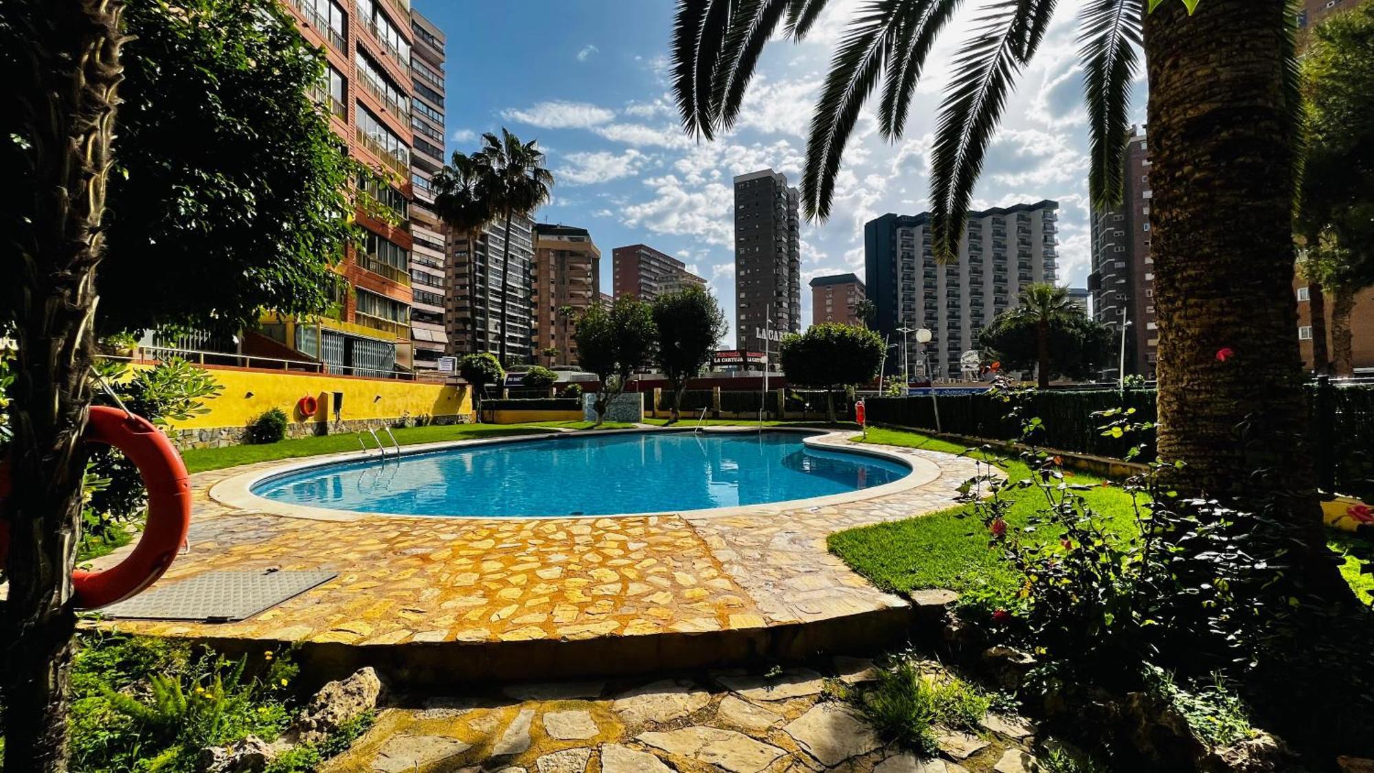 Apartamento Avec Vue Sur La Et Les Montagnes 360 M De La Benidorm